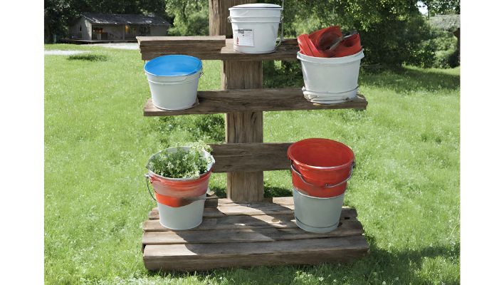 How to Build a Bucket Garden Stand